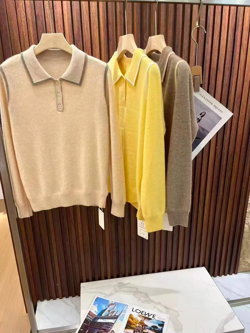 【小鱼高品山羊绒定制专拍.纯丝羊绒精纺翻领代扣打底衫】