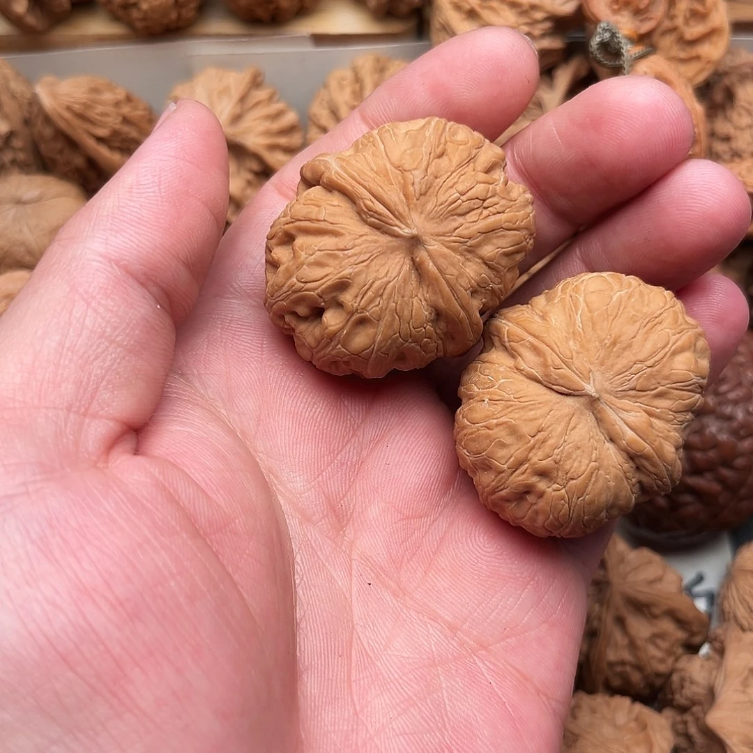 1***1吊坠文玩核桃元宝