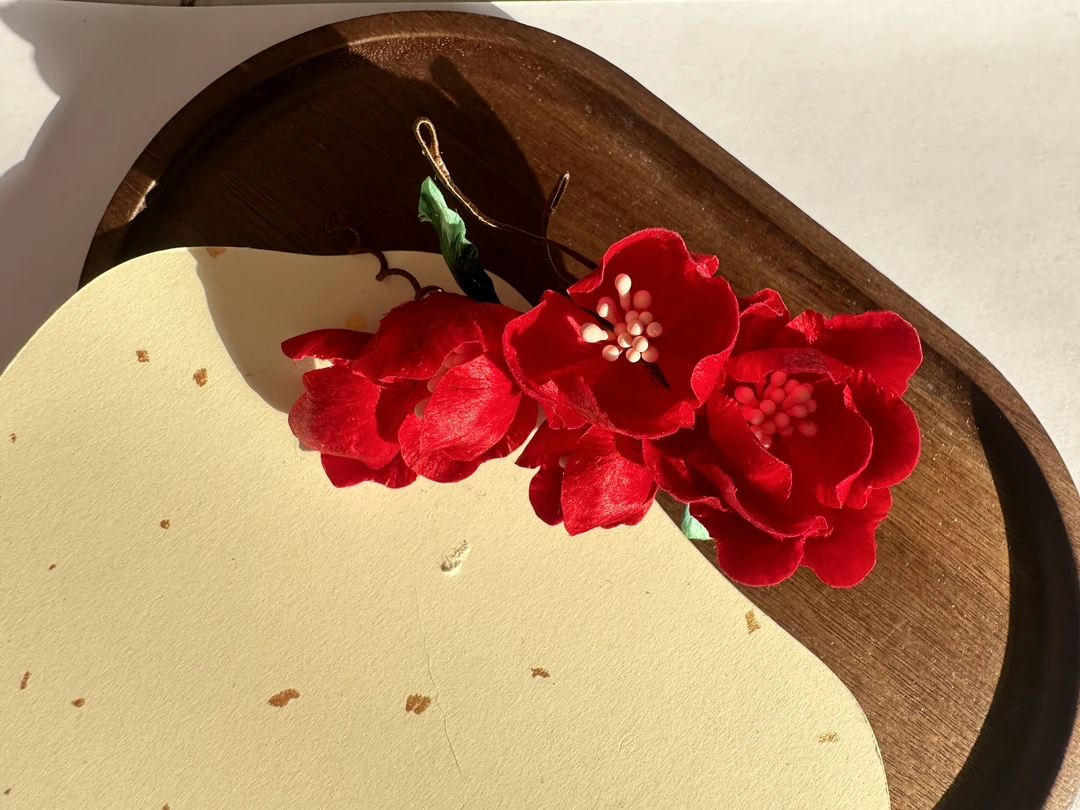 非遗绒花 蚕丝线 红色平常均可佩戴