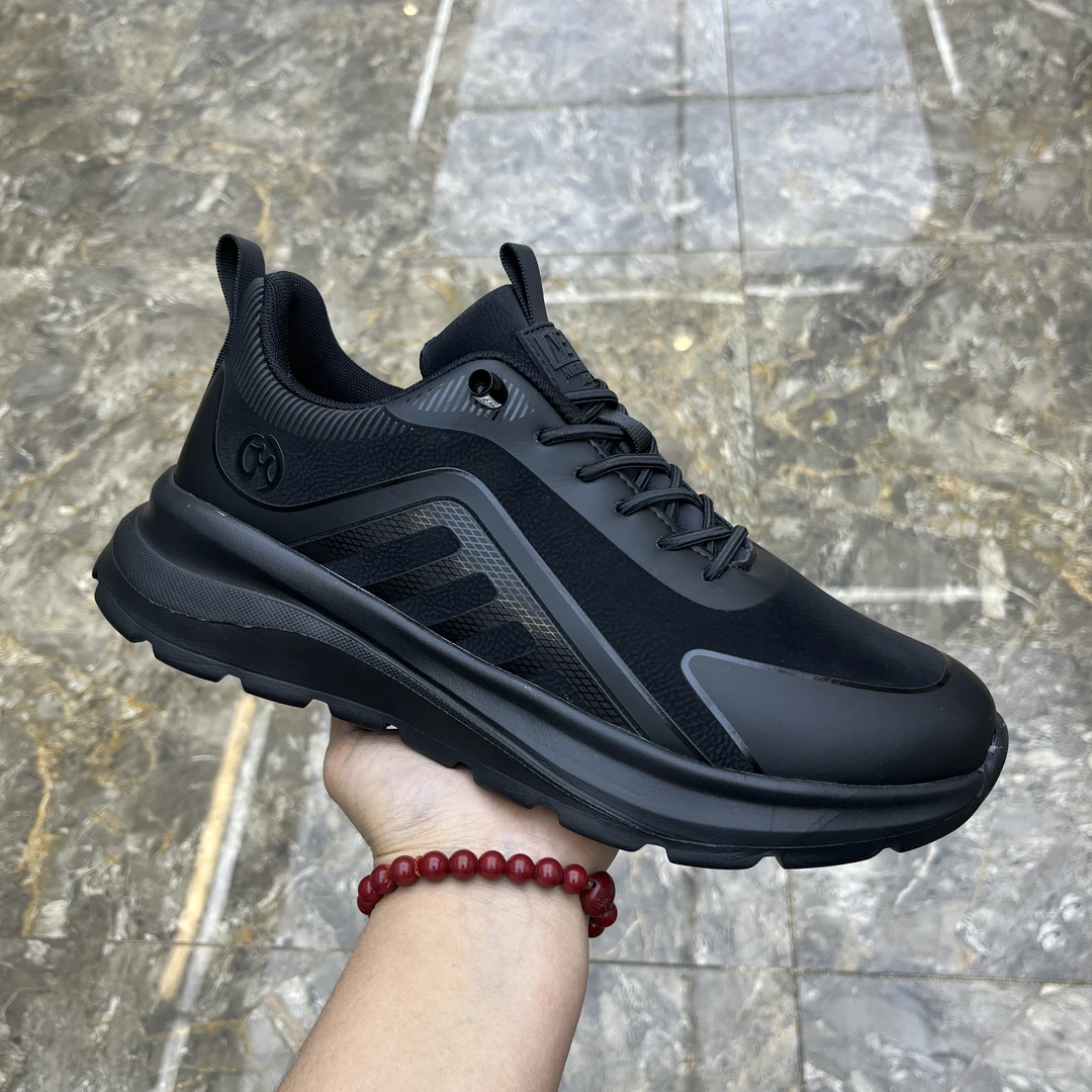 新款男鞋轻便厚底时尚休闲鞋百搭男士系带鞋子低帮黑色运动健步鞋