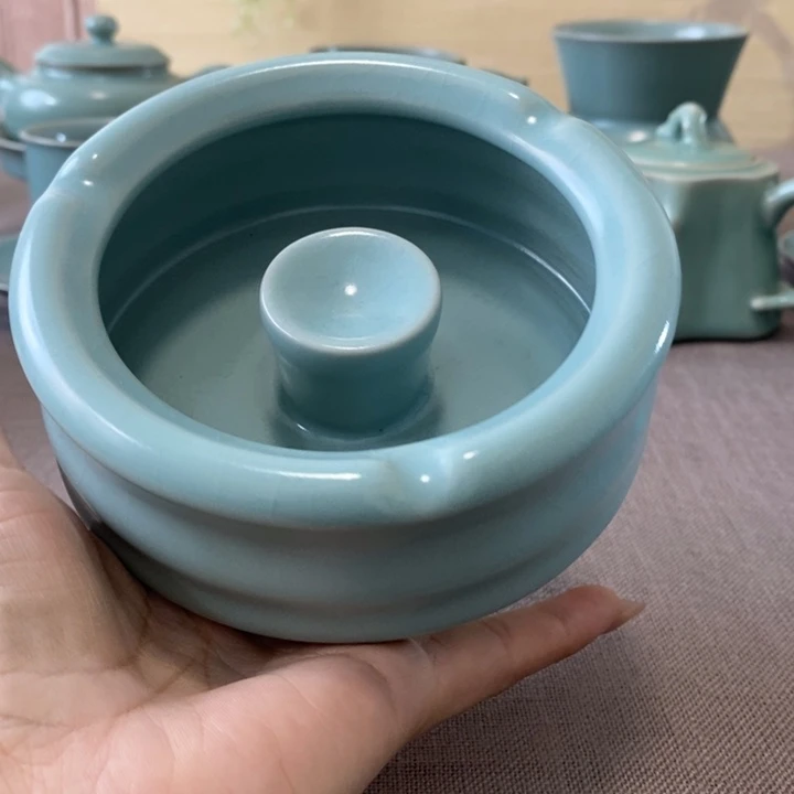 瓷片烟缸一一一一一一一一一