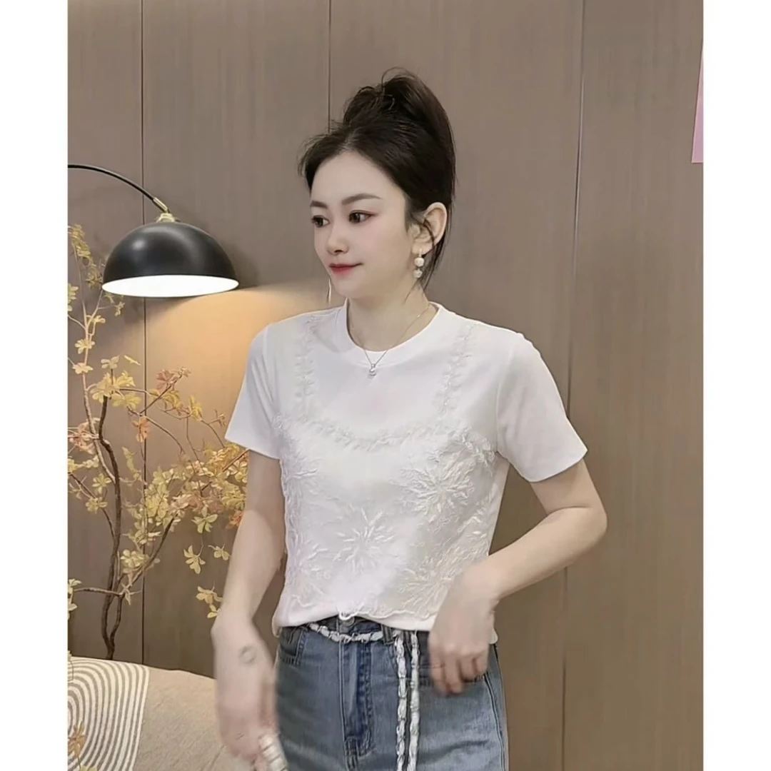 《优麦汇》新品假两件钉珠短袖设计感独特上衣