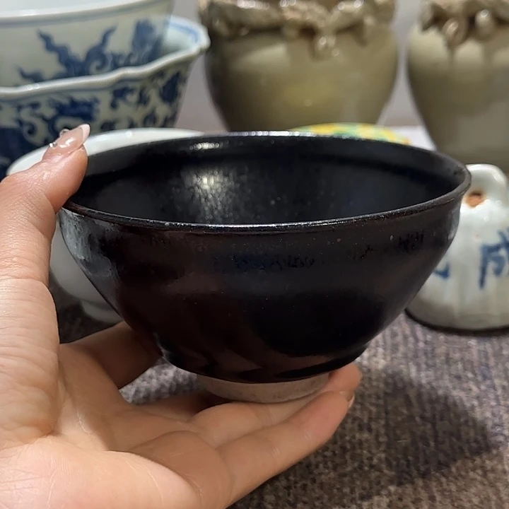 瓷片沈**香黑釉纹饰茶盏刻字