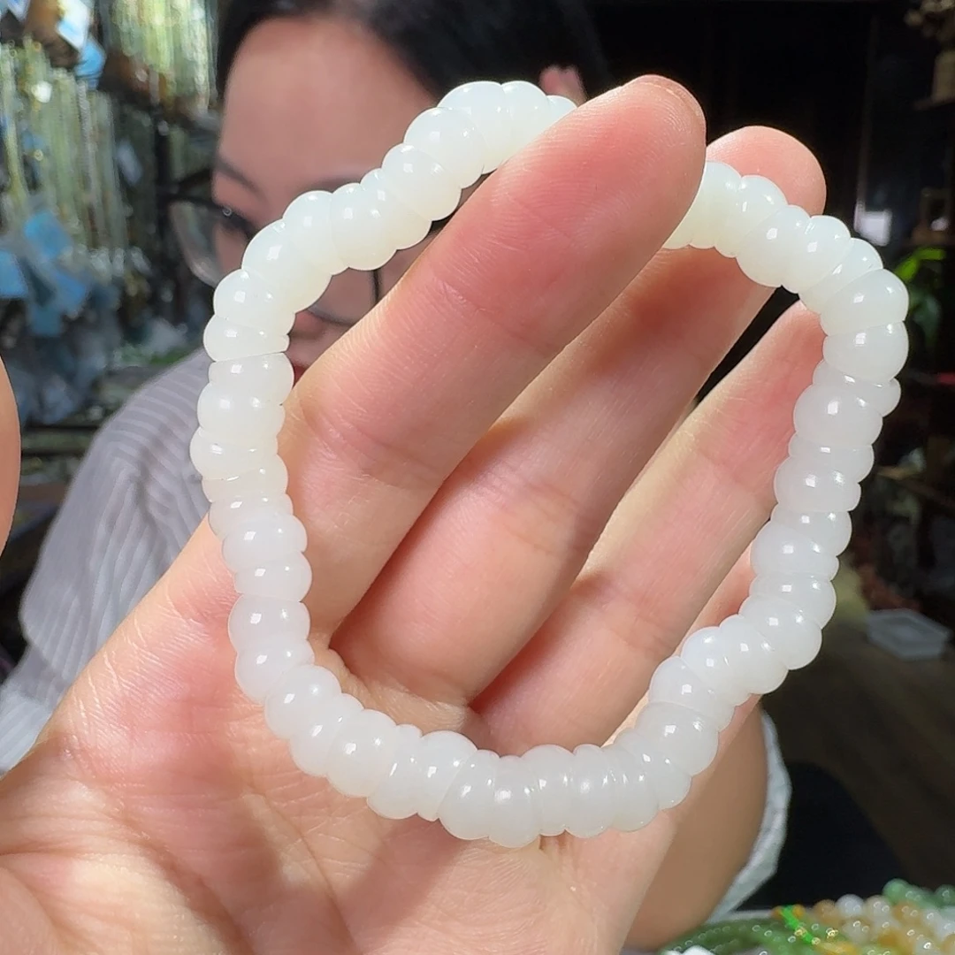 未镶嵌手链和田玉俄羊脂
