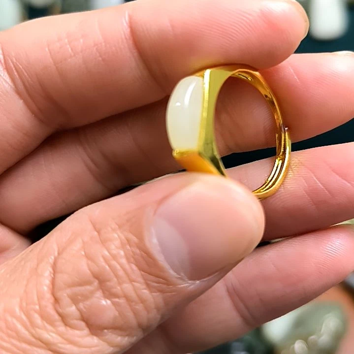 和田玉未镶嵌吊坠(不含链)