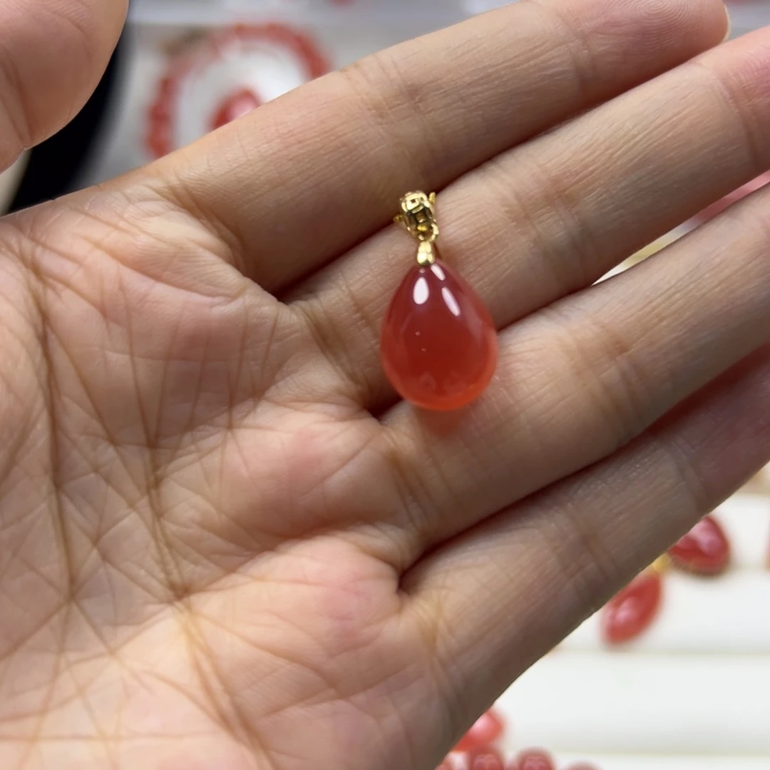 菱锰矿（红纹石）18K金镶嵌吊坠(不含链)