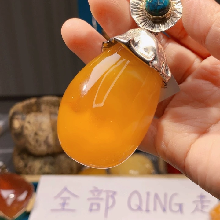 琥珀颈饰未镶嵌波兰设计款琥珀蜜蜡