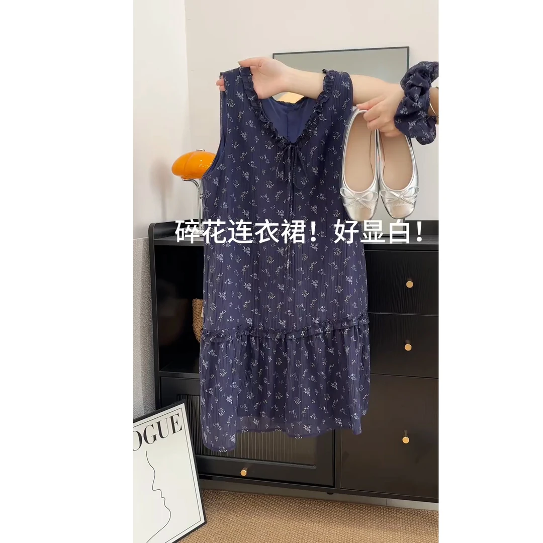 法式复古碎花v领无袖系带背心连衣裙女夏季新款气质小个子a字短裙