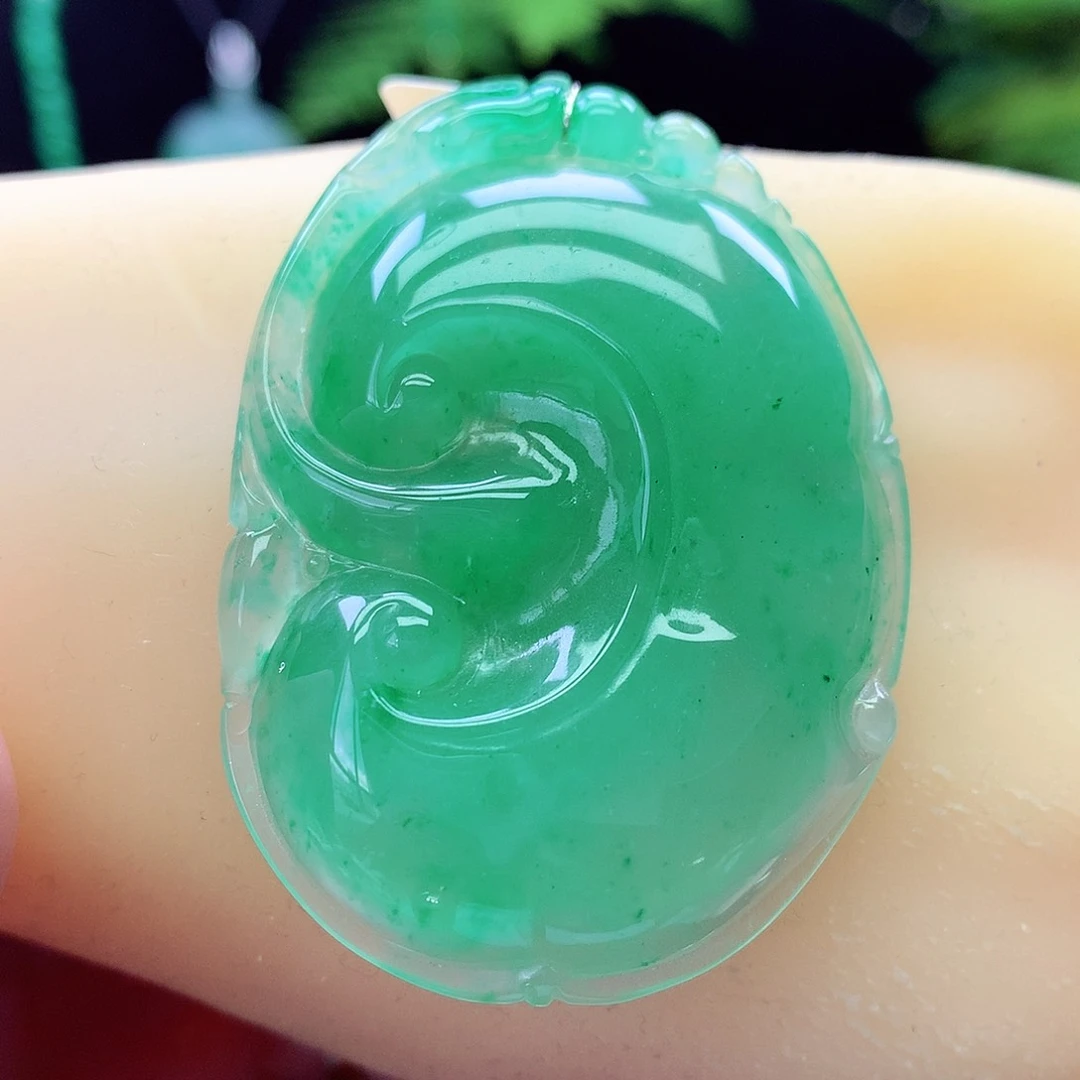石英质玉未镶嵌颈饰