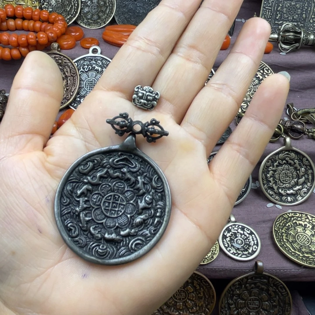 扒***玩泥塑特色手工艺品