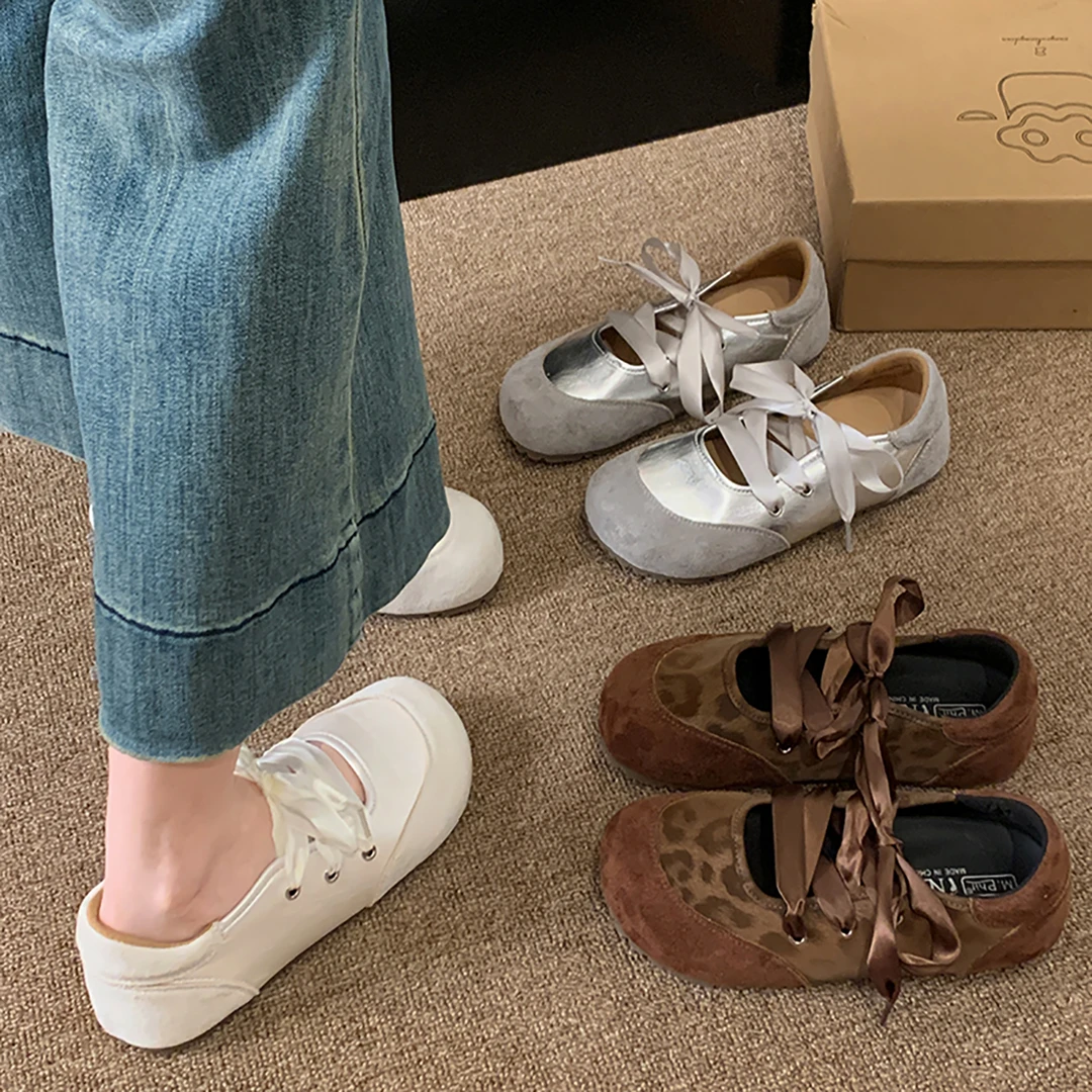 贾不假单鞋女2025新款夏季韩系复古百搭平底韩系芭蕾风休闲小皮鞋