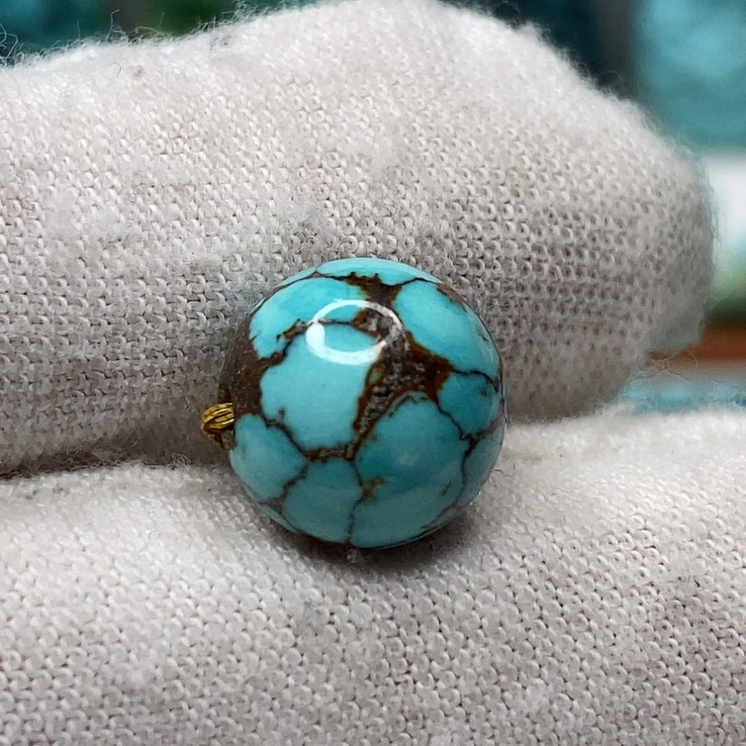 绿松石未镶嵌天然原矿 带武汉地大证书