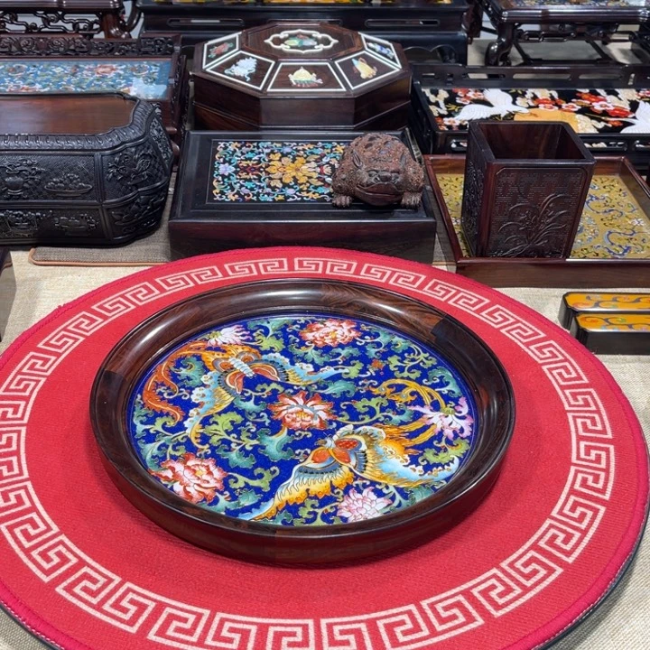 紫檀木类成套家具