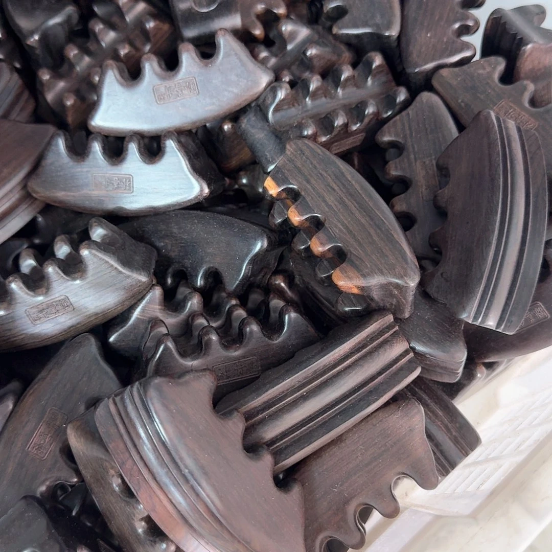 紫光檀木小猪佩奇放松工具瑕疵