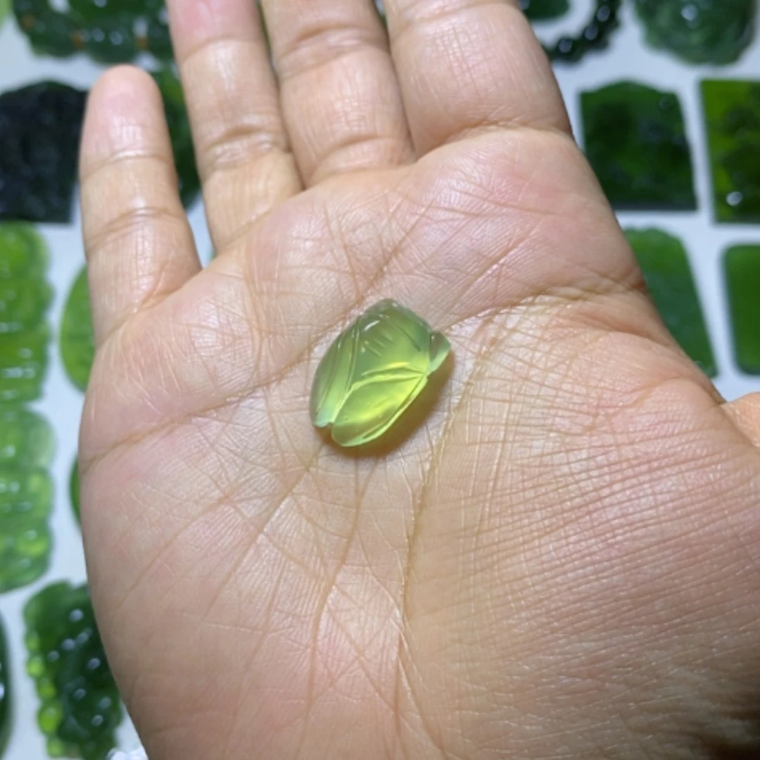 【闪购商品】未镶嵌蛇纹石玉颈饰