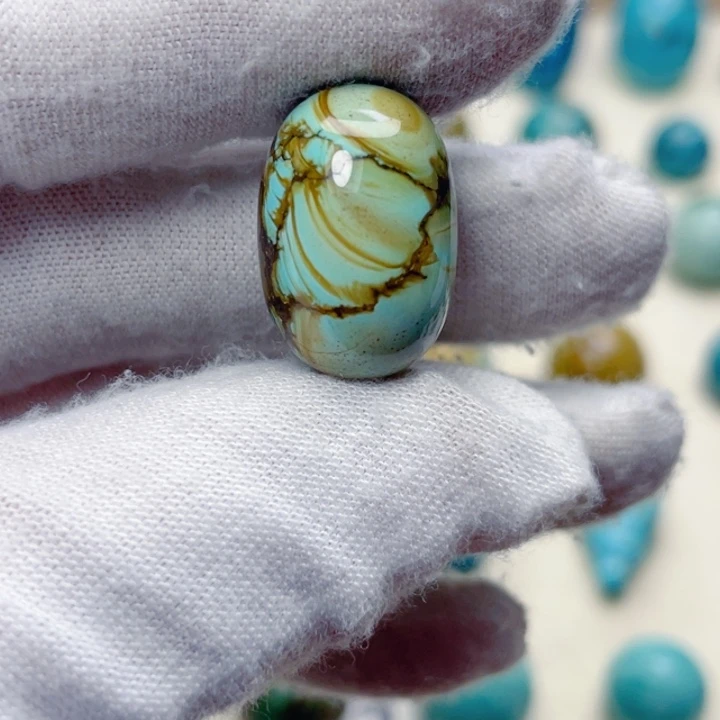 绿松石未镶嵌饰品