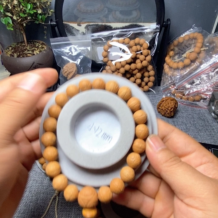 洪***三凤眼菩提把件2025年保同树