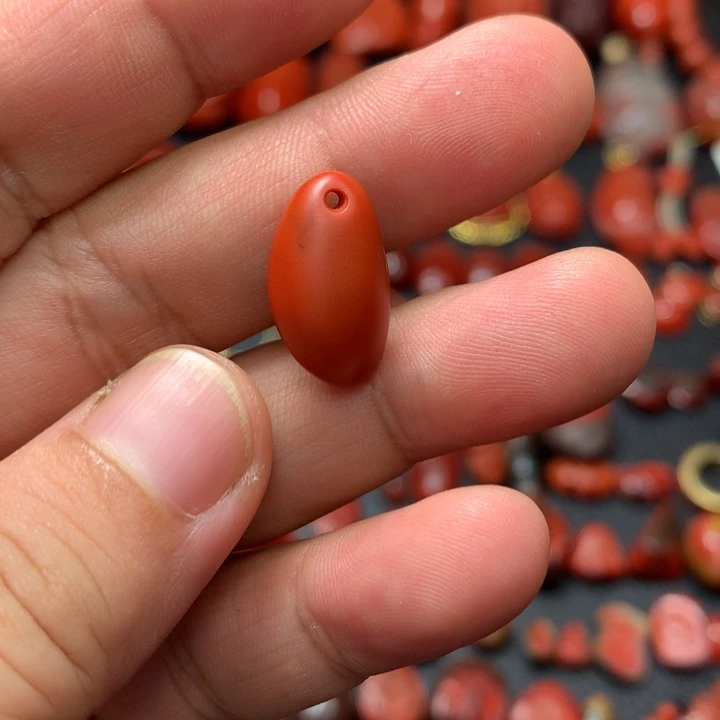 小***菜南红玛瑙未镶嵌颈饰
