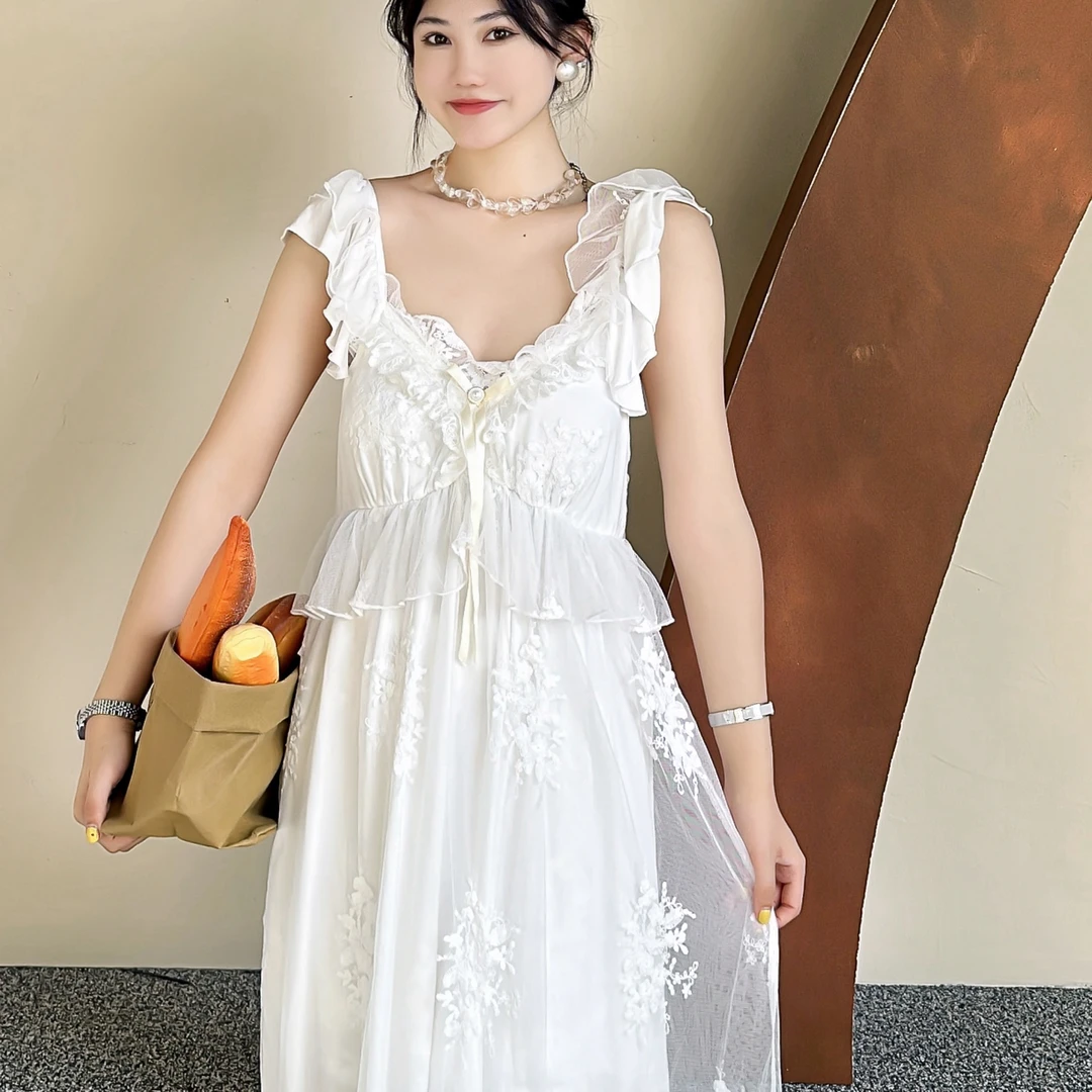 法式白色高端宫廷吊带裙胸垫双层刺绣蕾丝莫代尔家居服睡裙