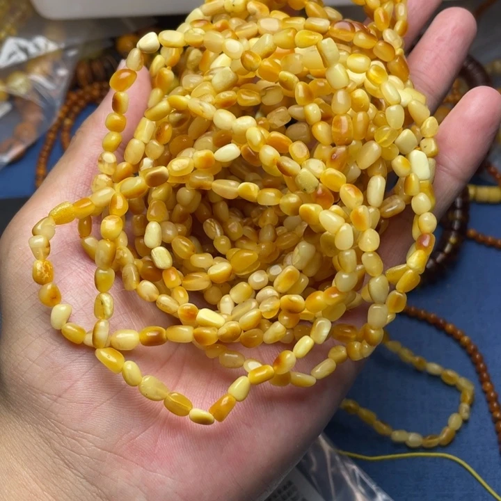 未镶嵌琥珀珠宝奇石