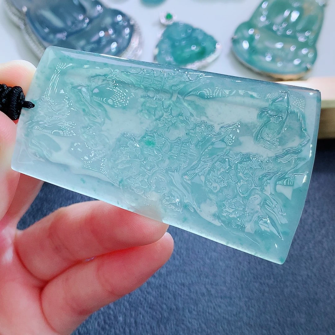 翡翠未镶嵌颈饰翡翠