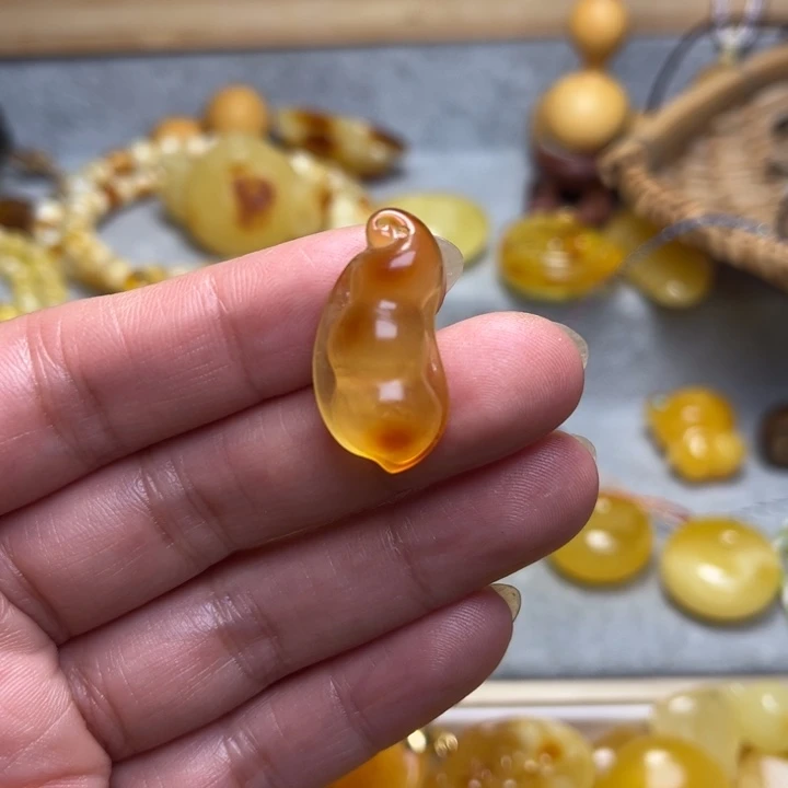 蜜蜡颈饰未镶嵌蜜蜡