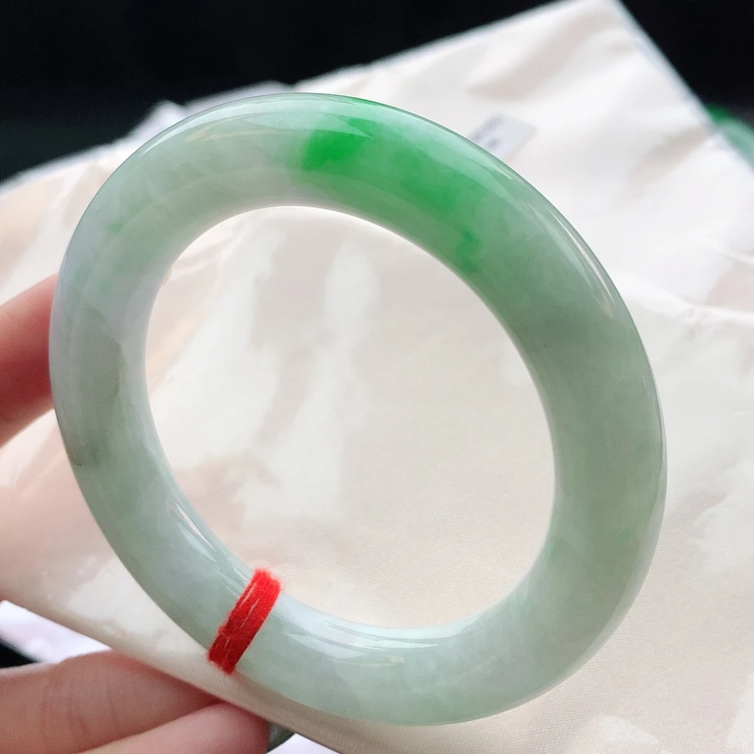 翡翠手镯未镶嵌56圆条882103