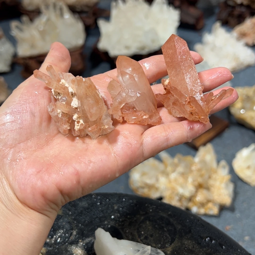 烬***狐未镶嵌珠宝半成品水晶