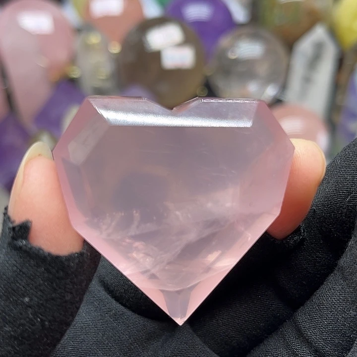 珠宝半成品未镶嵌水晶45克粉水晶爱心