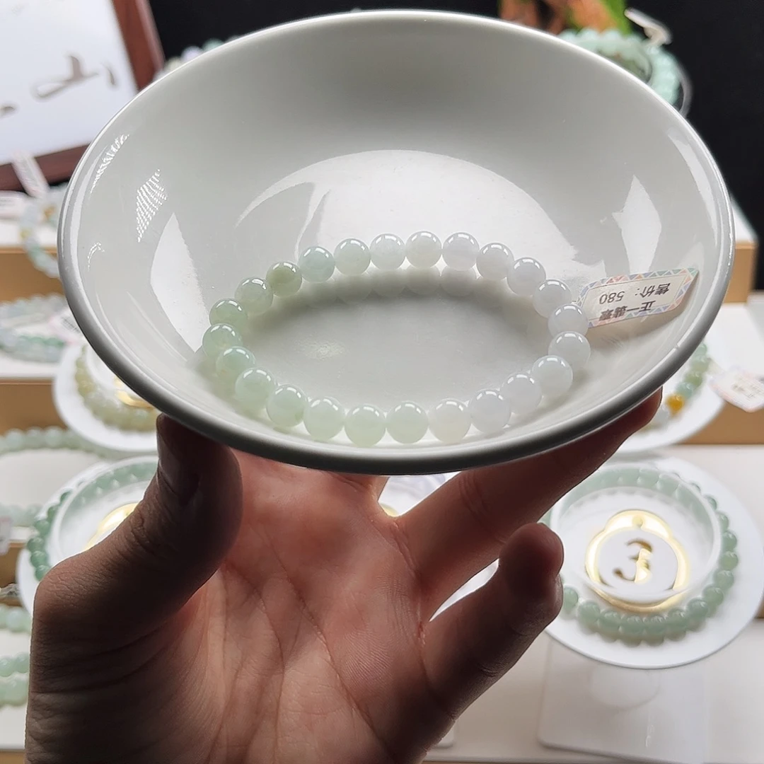 翡翠未镶嵌手链卡7.6