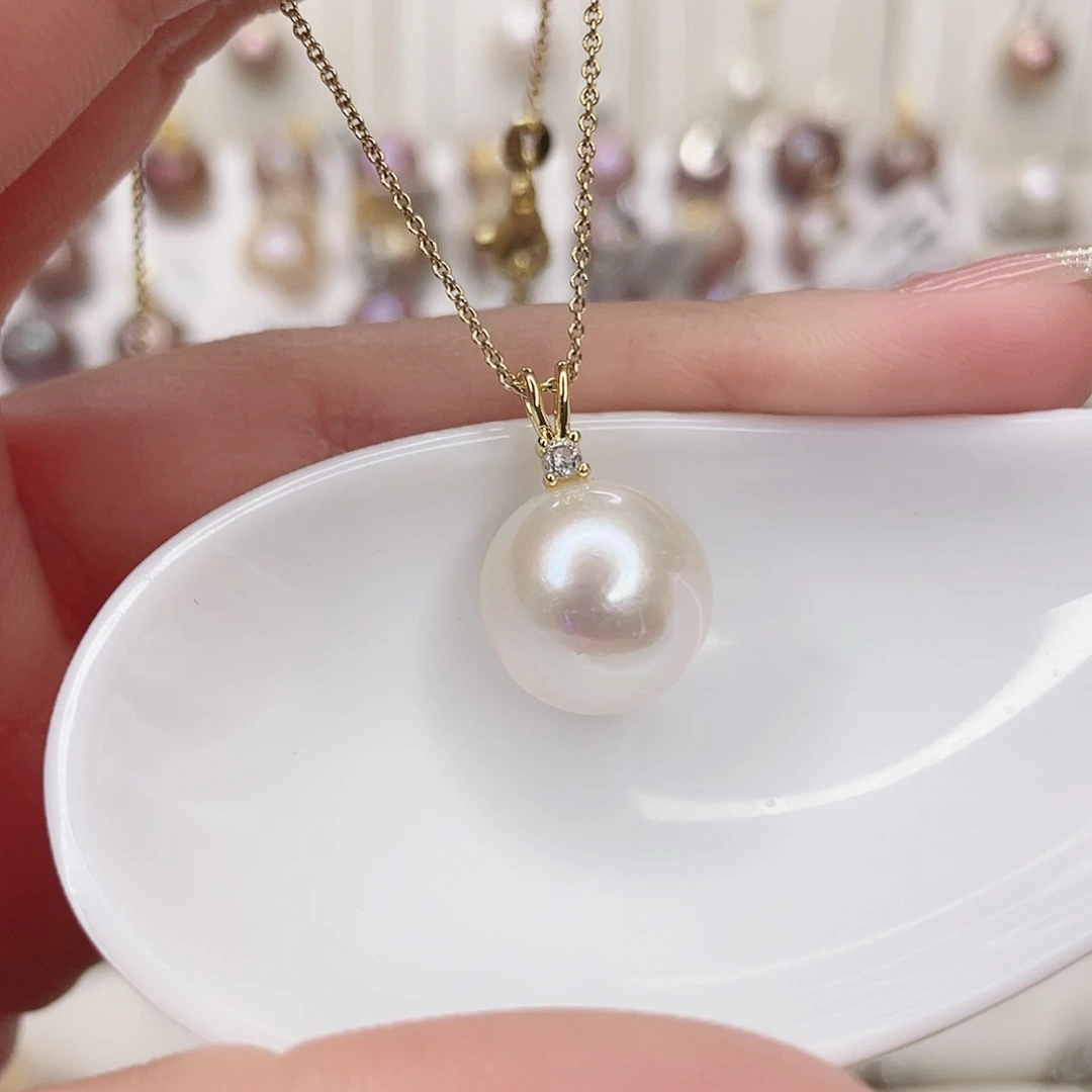 淡水珍珠吊坠(赠链)未镶嵌