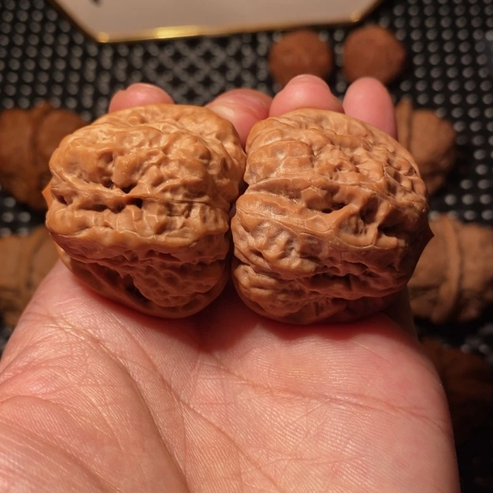 把件文玩核桃八腿