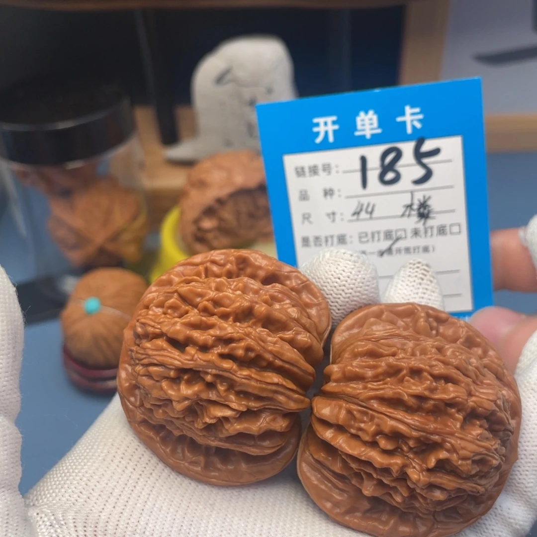 吊坠桃核文玩核桃