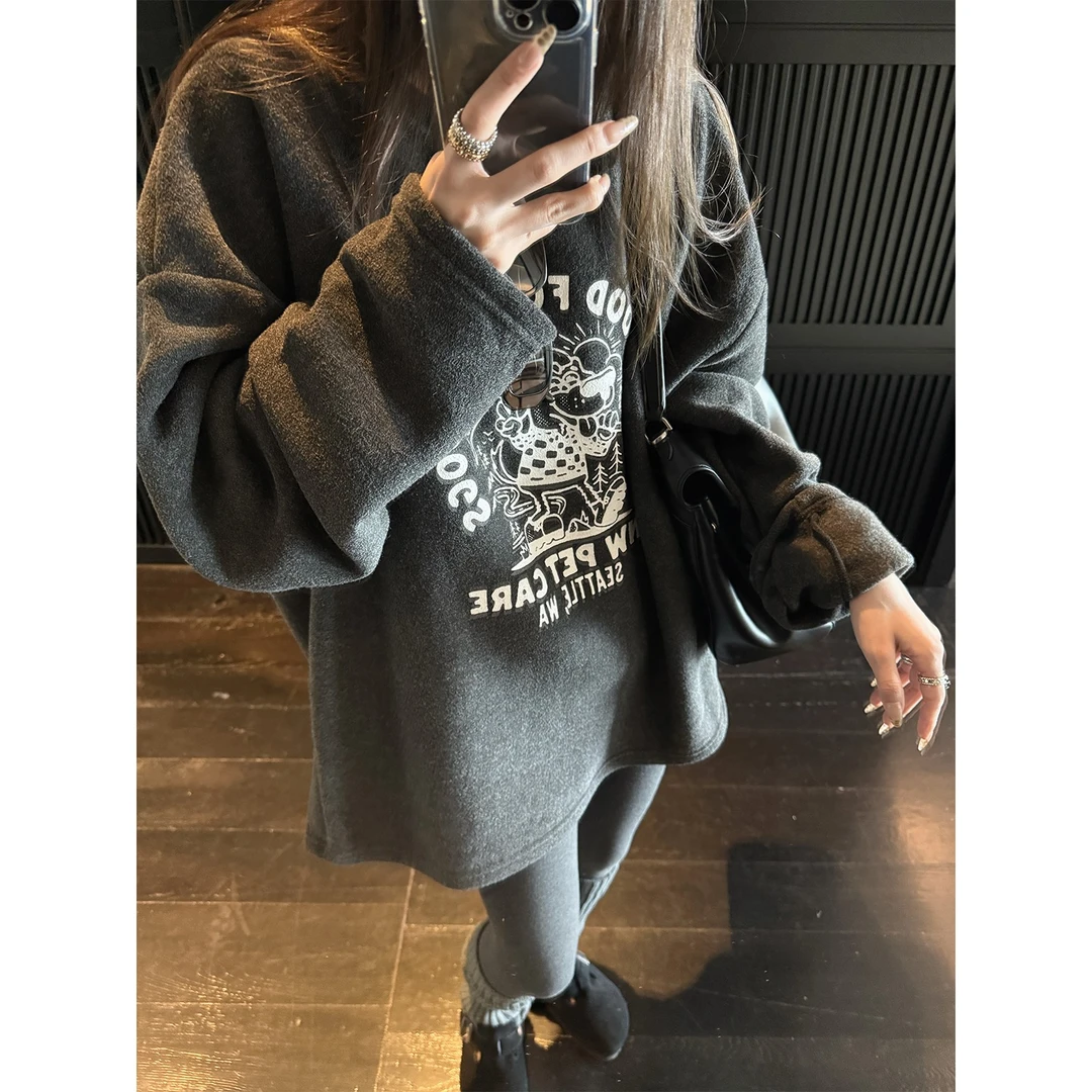 调皮小狗毛圈印花2025新款软糯加绒圆领宽松T恤女冬季内搭上衣