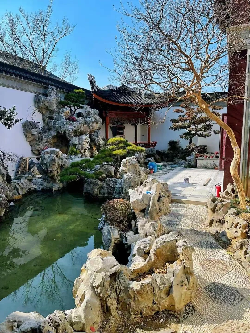 千层石假山鱼池造景天然原石公园工厂假山鱼池设计施工