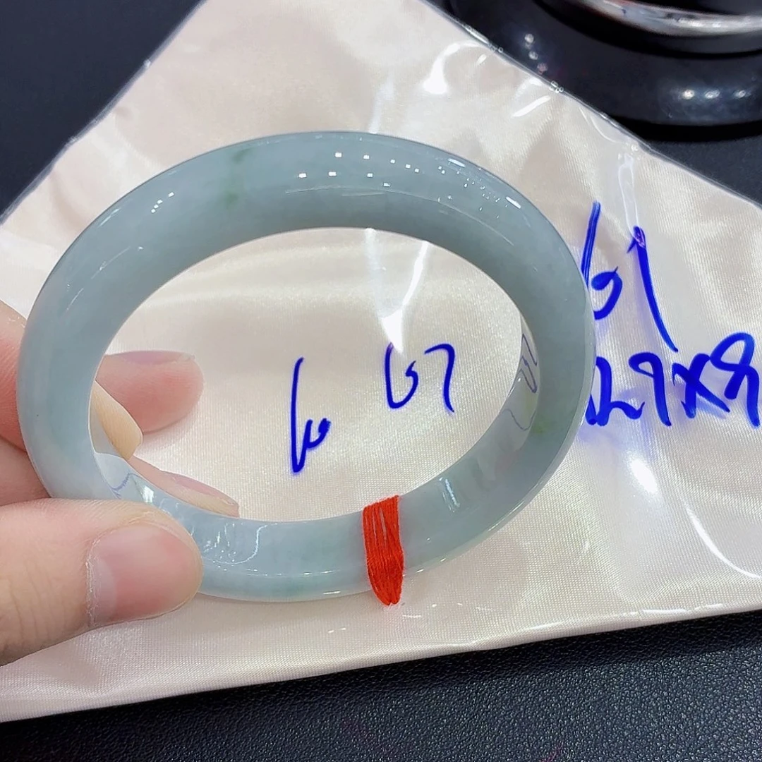 未镶嵌手镯翡翠翡翠手镯