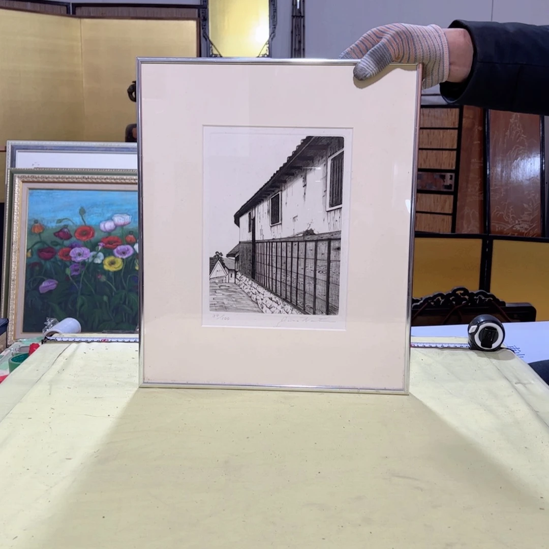 绘画落**声屏风框画茶空间设计