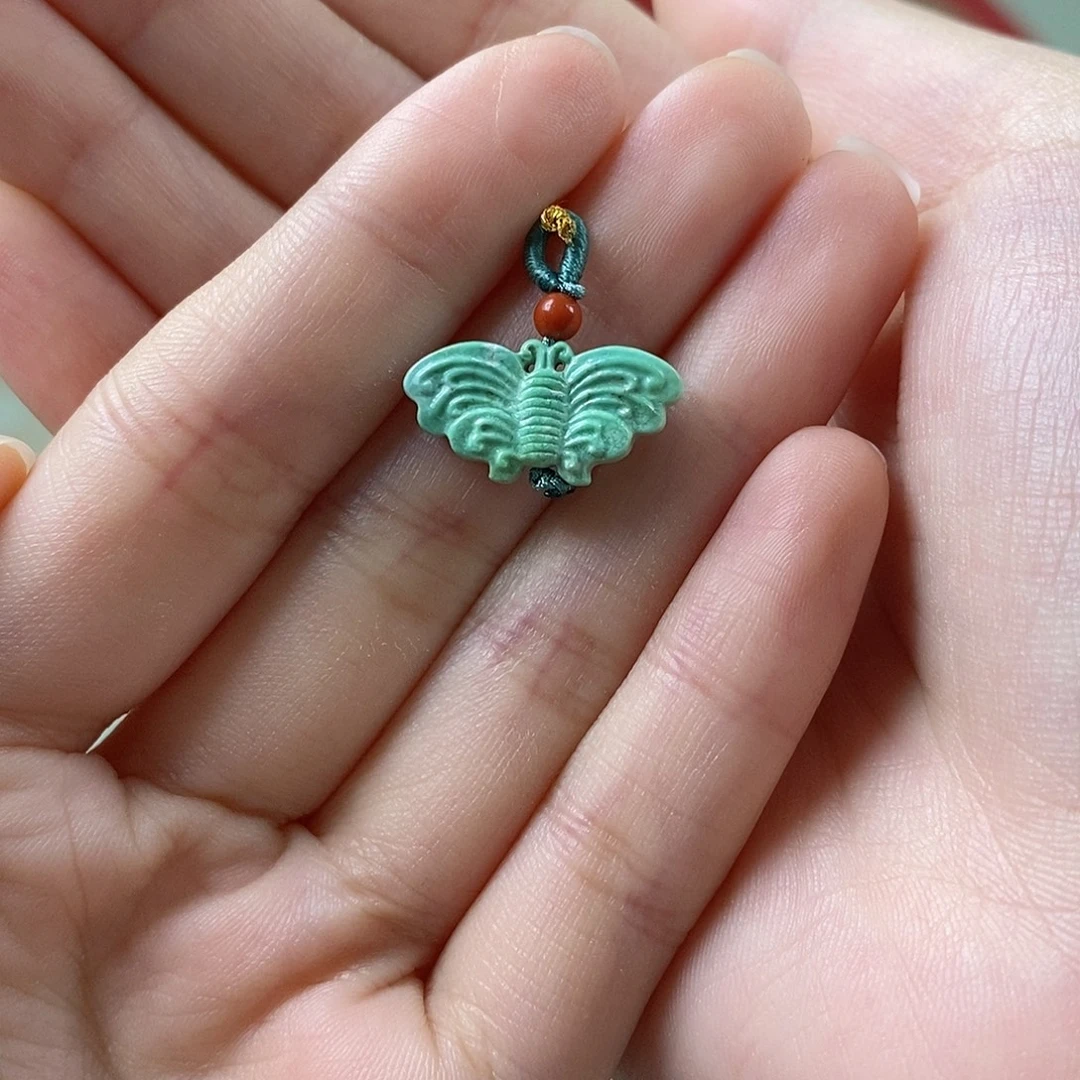 绿松石未镶嵌挂件