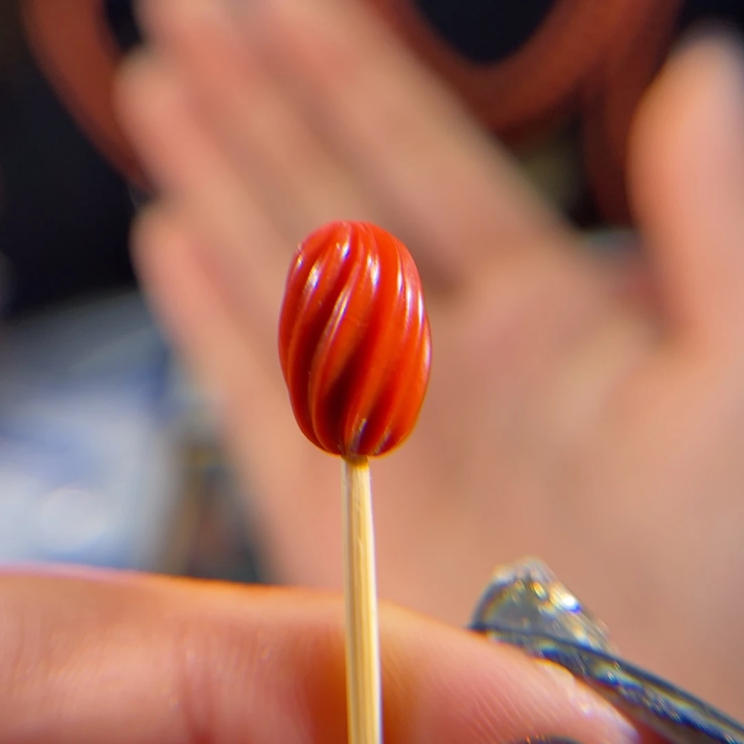 南红玛瑙老南红纽棱珠12.1*8mm未镶嵌