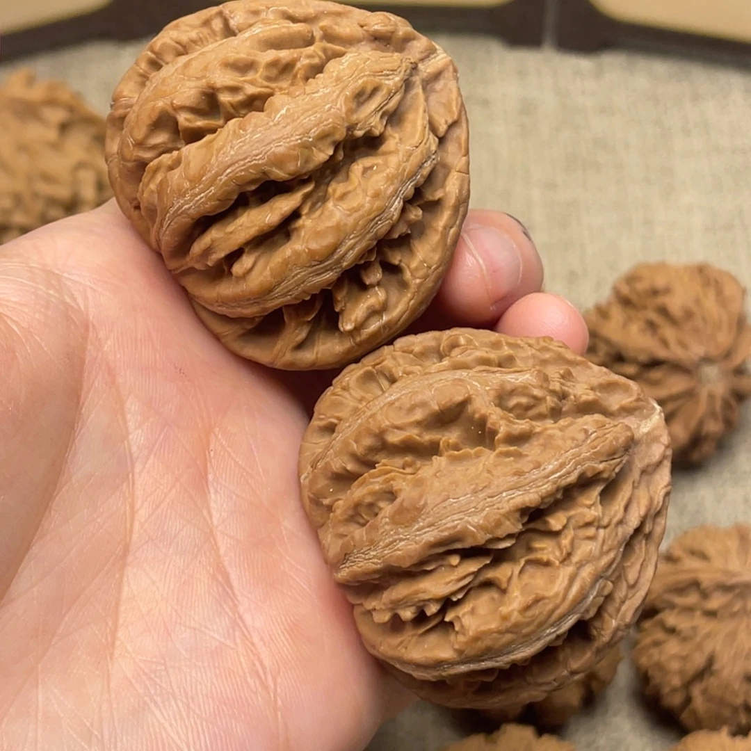 太***行文玩核桃把件秦岭核桃36号