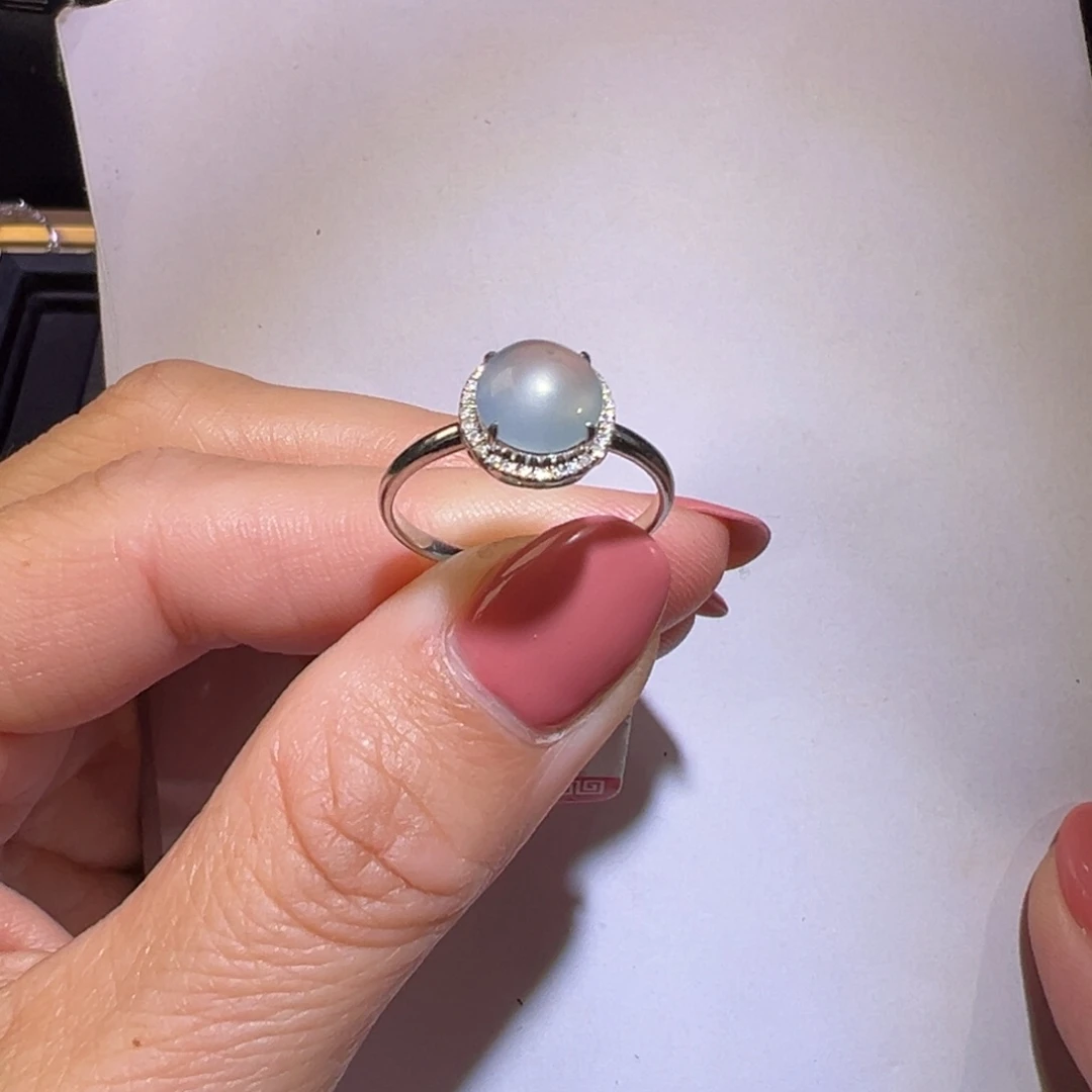 翡翠戒指18K金镶嵌戒指