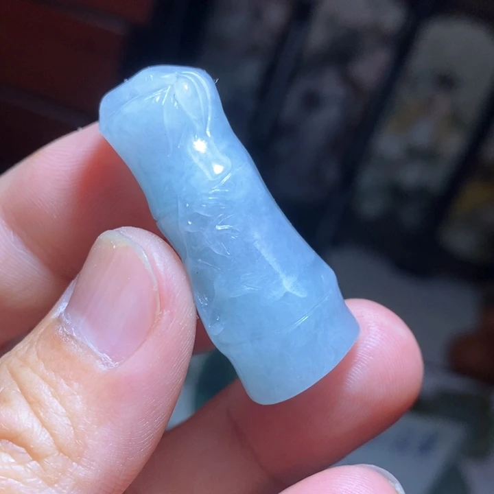 翡翠颈饰未镶嵌好