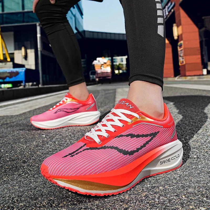 润妍飞电5C超䨻跑步鞋男网面透气运动鞋女学生竞速比赛专用鞋女鞋