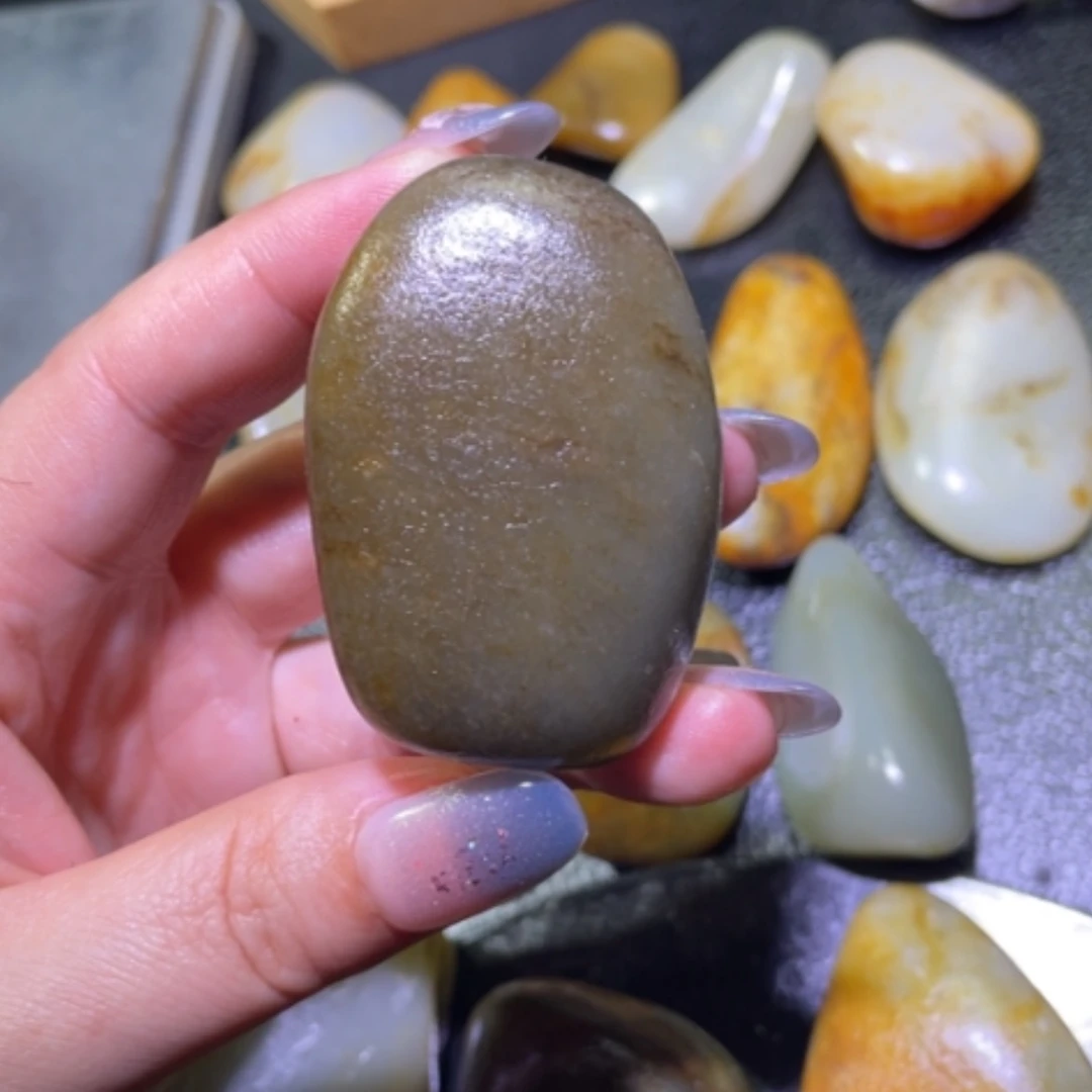 【闪购商品】颈饰未镶嵌和田玉
