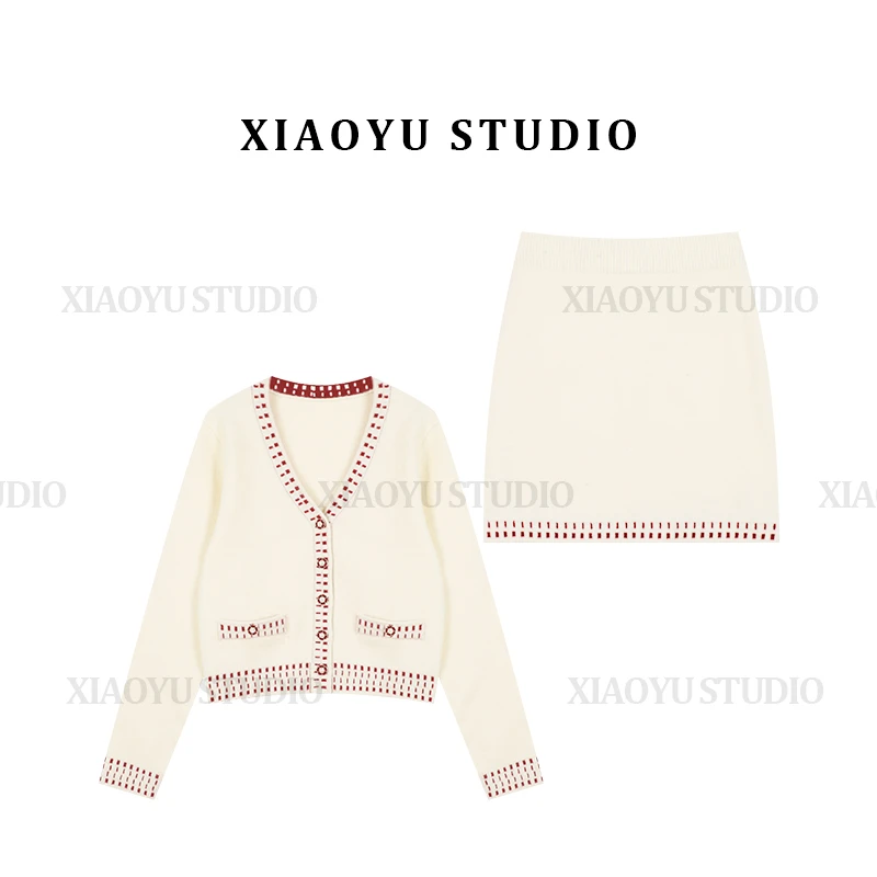 2025春秋新年穿搭气质高端精致高级感小香风白色V领毛衣开衫外套