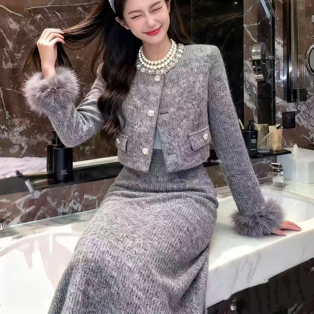 【晴儿家】秋冬名媛小香风通勤镶钻拼接外套+显瘦半身裙两件套9833