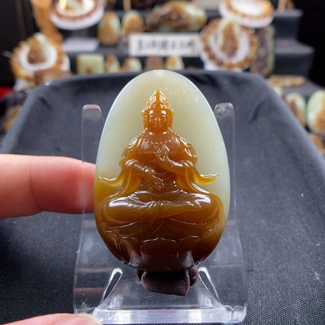 和田玉（糖玉）未镶嵌颈饰