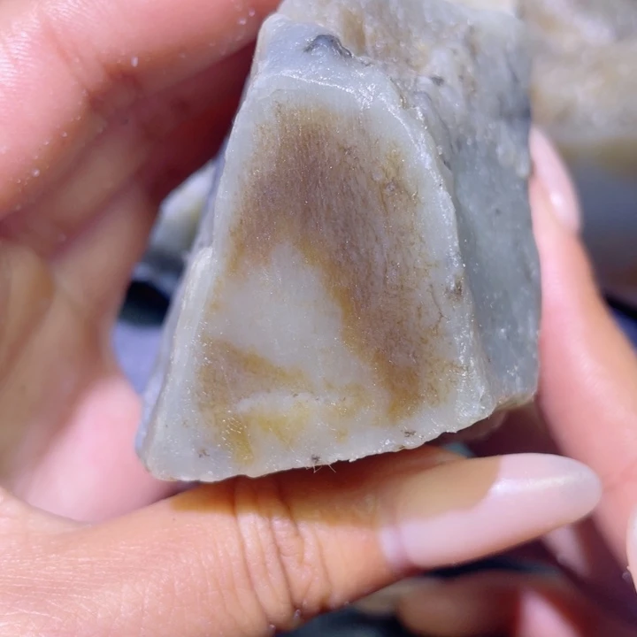 和田玉未镶嵌珠宝半成品