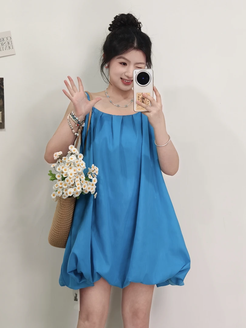 【故里】多巴胺夏日绝美假日蓝色压褶吊带裙氛围感海岛出游沙滩裙子