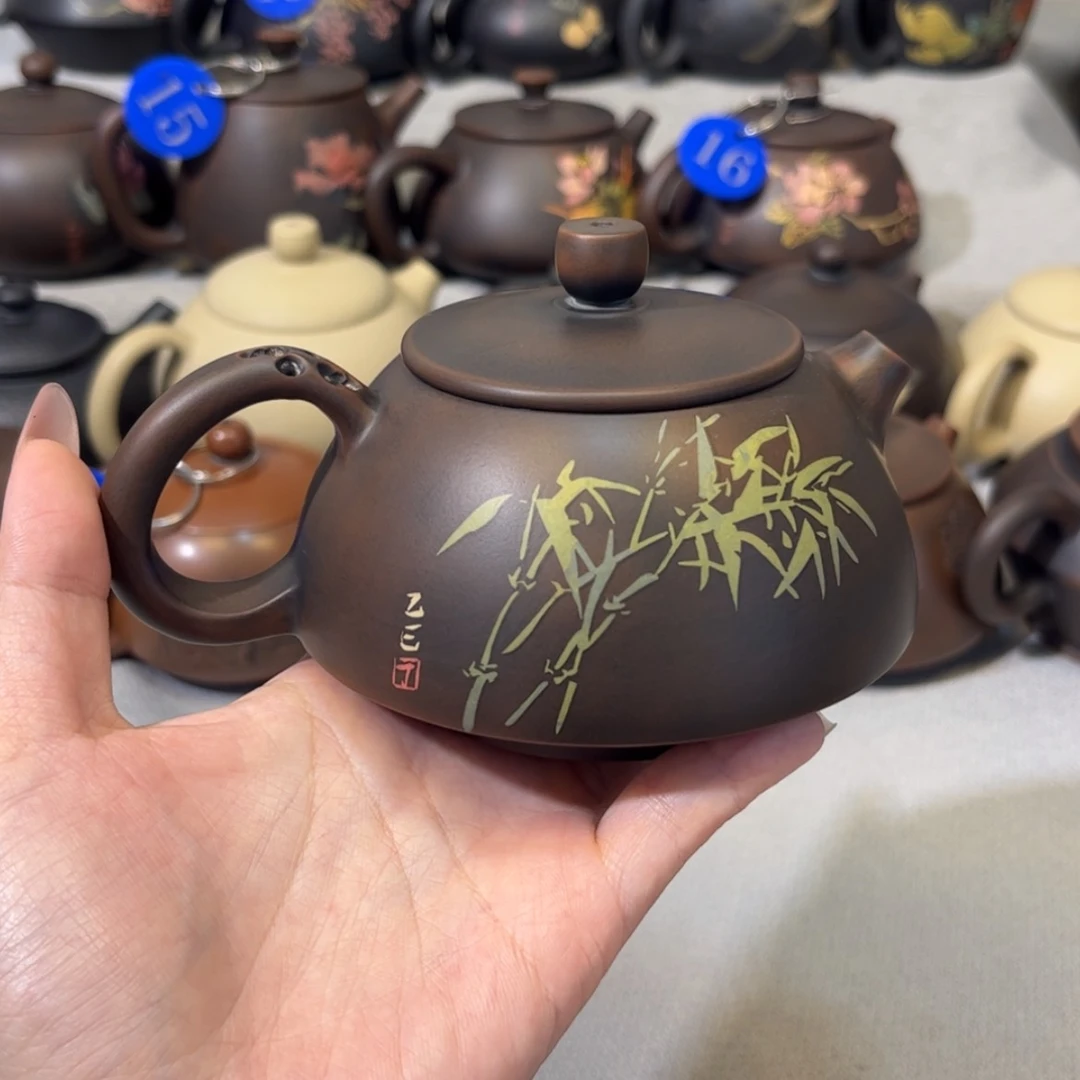 【闪购商品】红泥 刻填 容量 249c c